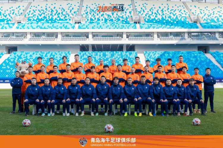  青島海牛一線隊(duì)名單：老將鄭龍、薩里奇坐鎮(zhèn)，金洋洋等新援在列