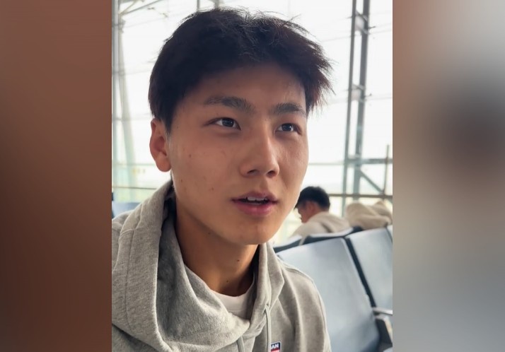  為何半場過后不久被換下？毛偉杰：兩條腿特別緊，李導(dǎo)怕我受傷