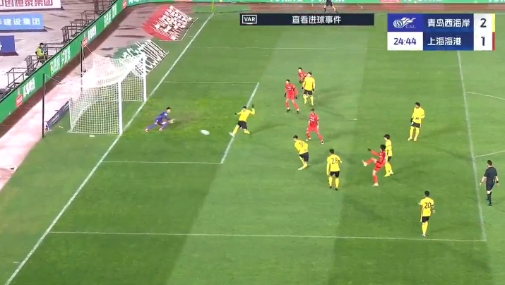  這球漂亮！19歲李新翔晃過(guò)張呈棟單挑防線破門(mén)，海港生涯處子球！