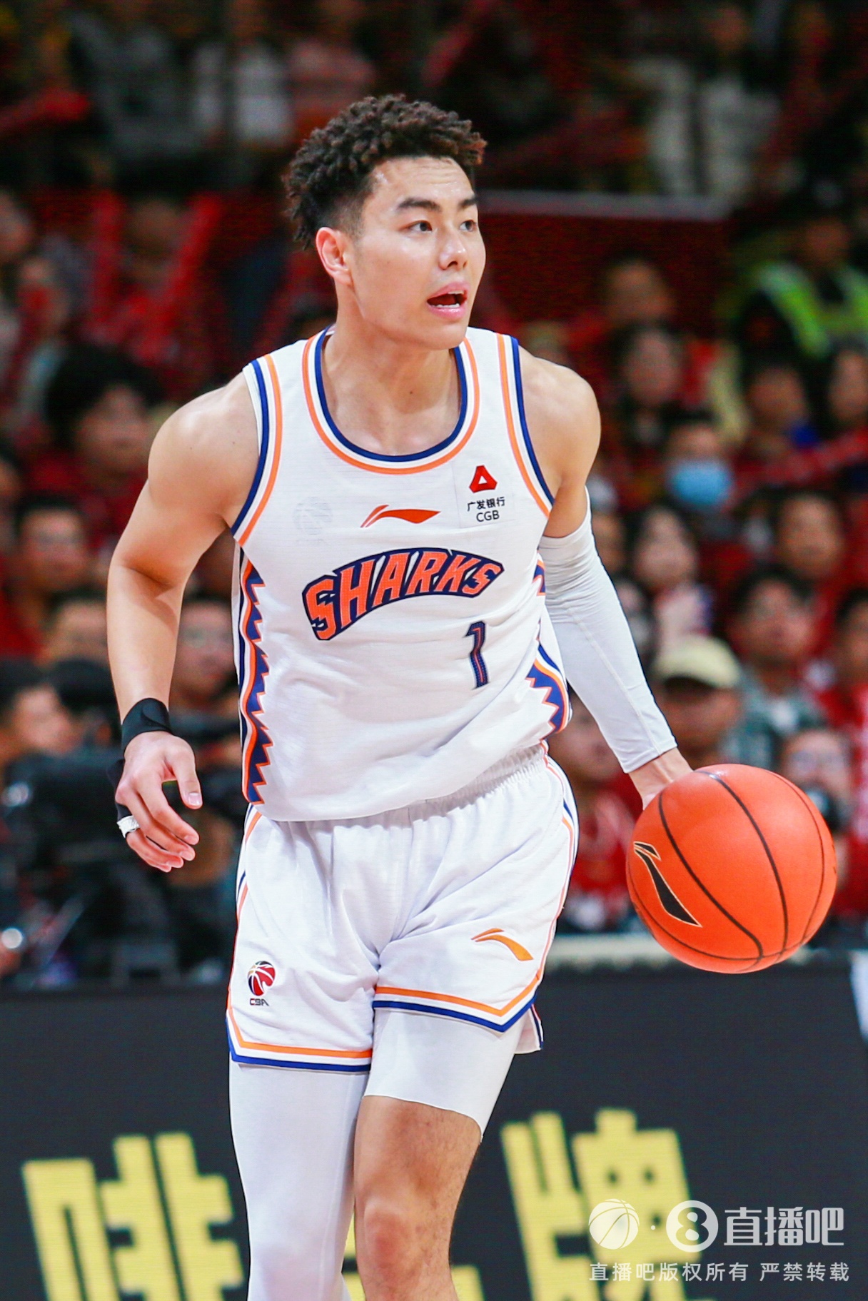  狀態(tài)火熱！李添榮15投10中&三分12中7 得到28分3板2助